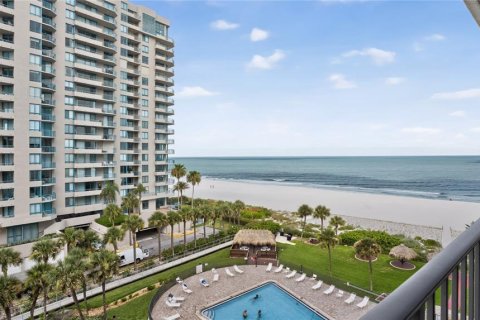 Condominio en Clearwater, Florida, 2 dormitorios  № 2239746