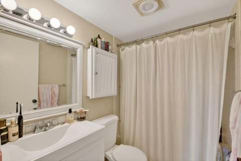 Copropriété à vendre à Hypoluxo, Floride: 2 chambres, 96.71 m2 № 2087961 - photo 25