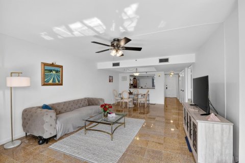 Copropriété à vendre à Hypoluxo, Floride: 2 chambres, 96.71 m2 № 2087961 - photo 19