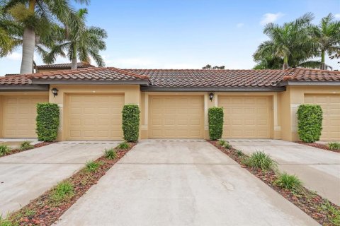 Condo in Bradenton, Florida, 2 bedrooms  № 1430227 - photo 30