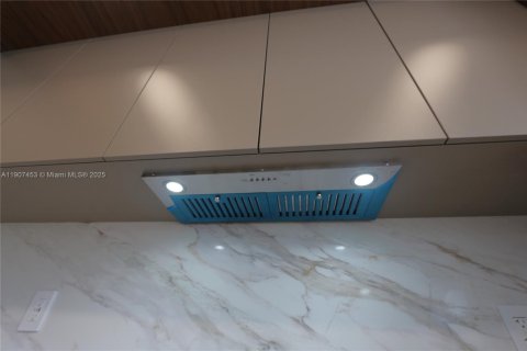Touwnhouse à vendre à Miami, Floride: 4 chambres, 198.63 m2 № 1965242 - photo 22