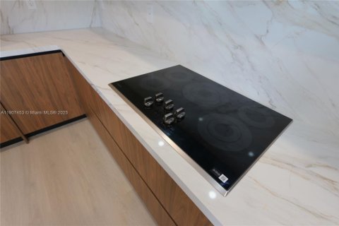 Touwnhouse à vendre à Miami, Floride: 4 chambres, 198.63 m2 № 1965242 - photo 23