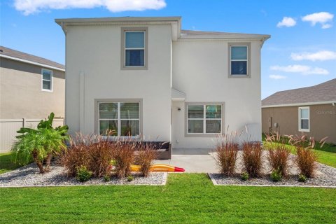 Villa ou maison à vendre à Wesley Chapel, Floride: 3 chambres, 182.18 m2 № 2398487 - photo 5