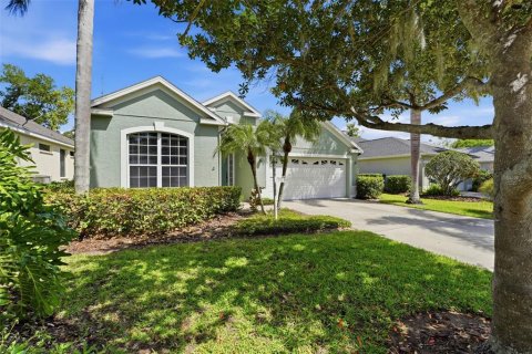 House in Sarasota, Florida 3 bedrooms, 173.26 sq.m. № 2201658 - photo 2