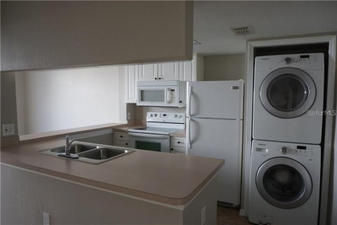 Townhouse in Davenport, Florida 3 bedrooms, 106.65 sq.m. № 1879836 - photo 2