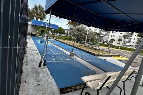 Condominio en venta en Lauderhill, Florida, 1 dormitorio, 75.44 m2 № 1979853 - foto 29