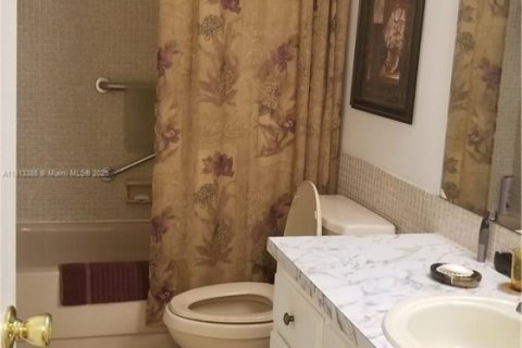Condominio en venta en Lauderhill, Florida, 1 dormitorio, 75.44 m2 № 1979853 - foto 15