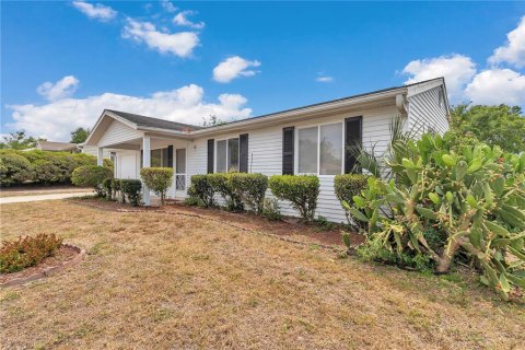 Casa en venta en Ocala, Florida, 2 dormitorios, 89.19 m2 № 1669835 - foto 5