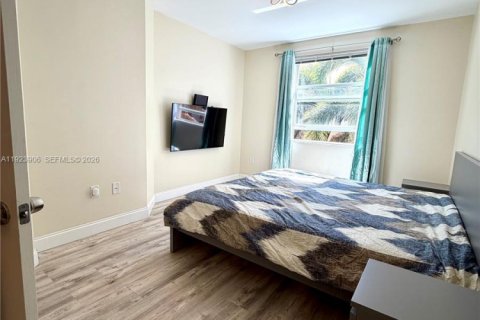 Condo in Sunny Isles Beach, Florida, 1 bedroom  № 2082868 - photo 12