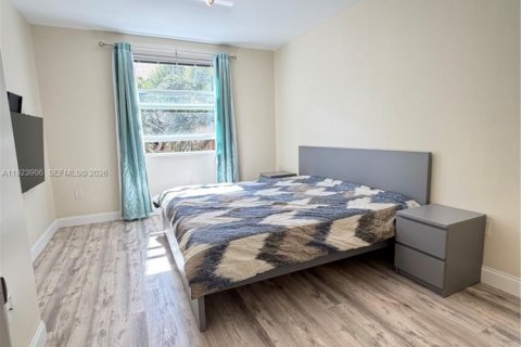 Condo in Sunny Isles Beach, Florida, 1 bedroom  № 2082868 - photo 11