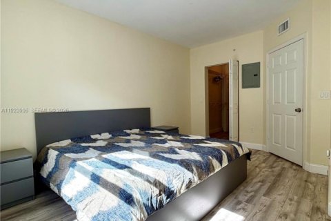 Condo in Sunny Isles Beach, Florida, 1 bedroom  № 2082868 - photo 13