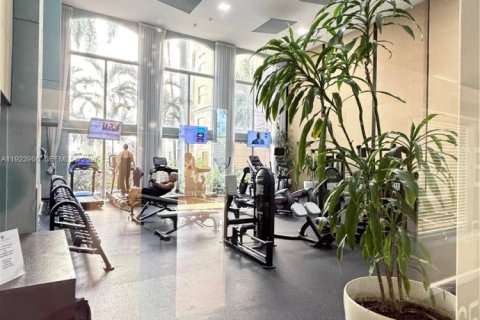 Condo in Sunny Isles Beach, Florida, 1 bedroom  № 2082868 - photo 25