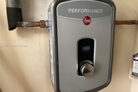 Купить кондоминиум в Дания-Бич, Флорида 2 спальни, 110.55м2, № 1965340 - фото 22