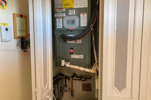 Купить кондоминиум в Дания-Бич, Флорида 2 спальни, 110.55м2, № 1965340 - фото 5