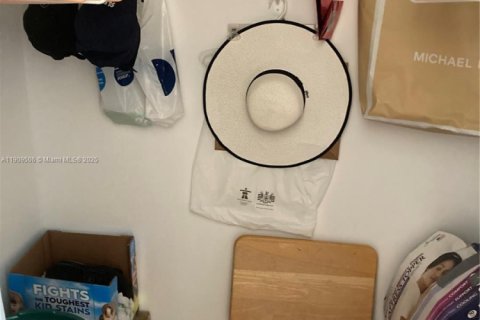 Купить кондоминиум в Дания-Бич, Флорида 2 спальни, 110.55м2, № 1965340 - фото 18