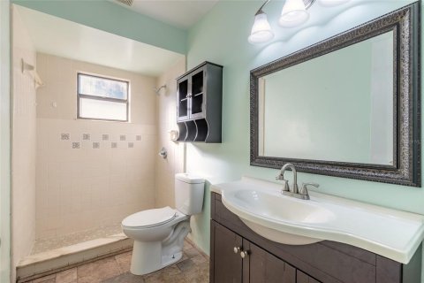 House in Port Orange, Florida 4 bedrooms, 175.59 sq.m. № 2210517 - photo 24