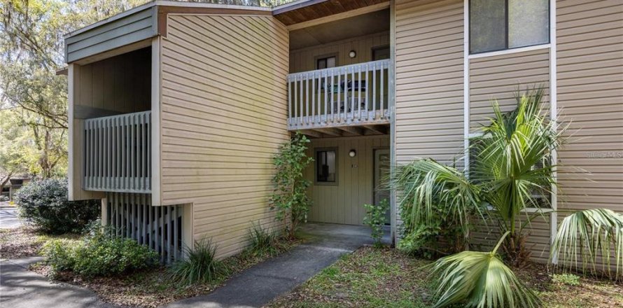 Condominio en Gainesville, Florida, 2 dormitorios  № 1560052