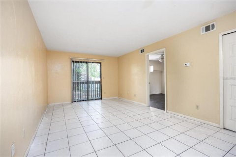 Condominio en venta en Gainesville, Florida, 2 dormitorios, 81.2 m2 № 1560052 - foto 6