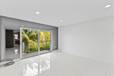 Copropriété à vendre à Oakland Park, Floride: 2 chambres, 92.9 m2 № 2083063 - photo 7