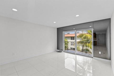 Copropriété à vendre à Oakland Park, Floride: 2 chambres, 92.9 m2 № 2083063 - photo 11