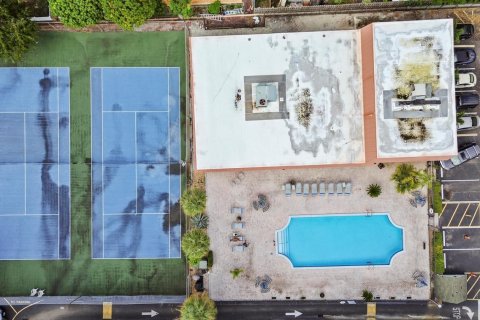 Copropriété à vendre à Oakland Park, Floride: 2 chambres, 92.9 m2 № 2083063 - photo 27