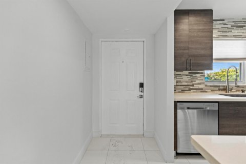 Copropriété à vendre à Oakland Park, Floride: 2 chambres, 92.9 m2 № 2083063 - photo 8