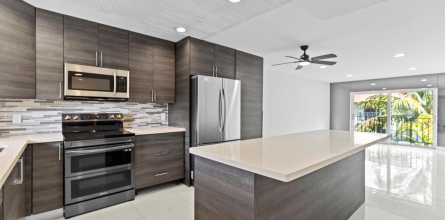 Condo à Oakland Park, Floride, 2 chambres № 2083063