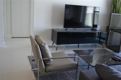 Condominio en alquiler en Aventura, Florida, 2 dormitorios № 1980296 - foto 3