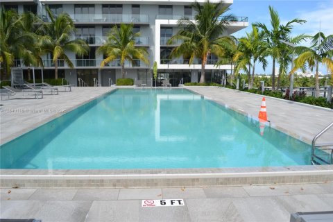 Condominio en alquiler en Aventura, Florida, 2 dormitorios № 1980296 - foto 7