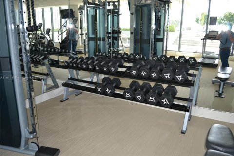 Condominio en alquiler en Aventura, Florida, 2 dormitorios № 1980296 - foto 15