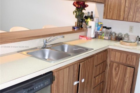 Купить кондоминиум в Уэст-Палм-Бич, Флорида 2 спальни, 133.5м2, № 1956540 - фото 5