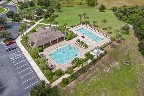 Casa en venta en Winter Haven, Florida, 4 dormitorios, 169.83 m2 № 1900996 - foto 11
