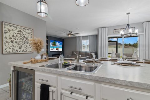 Casa en venta en Winter Haven, Florida, 4 dormitorios, 169.83 m2 № 1900996 - foto 17