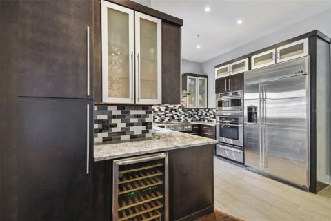 Купить таунхаус в Тампа, Флорида 11 комнат, 232.63м2, № 1677670 - фото 17