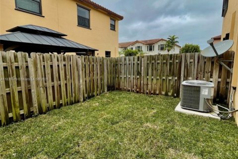 Adosado en alquiler en Homestead, Florida, 3 dormitorios, 152.55 m2 № 1960357 - foto 12