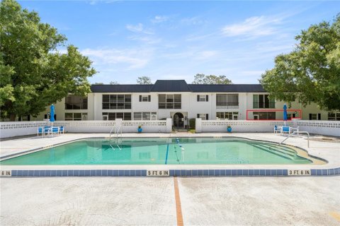 Condo in Ocala, Florida, 2 bedrooms  № 1677690 - photo 8