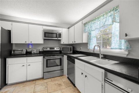 Condo in Ocala, Florida, 2 bedrooms  № 1677690 - photo 14