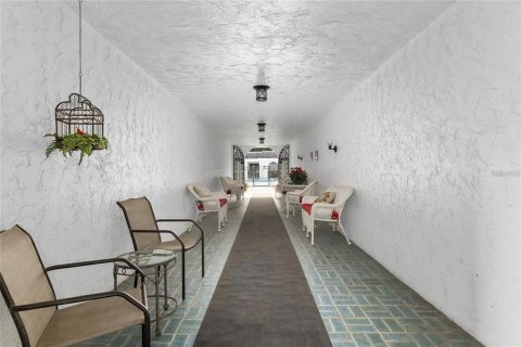 Condo in Ocala, Florida, 2 bedrooms  № 1677690 - photo 2