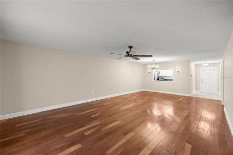 Condo in Ocala, Florida, 2 bedrooms  № 1677690 - photo 19