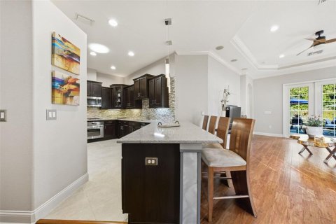 House in Land O' Lakes, Florida 3 bedrooms, 156.91 sq.m. № 2394278 - photo 12