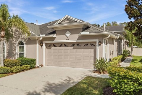 House in Land O' Lakes, Florida 3 bedrooms, 156.91 sq.m. № 2394278 - photo 2