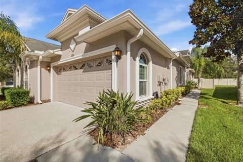 House in Land O' Lakes, Florida 3 bedrooms, 156.91 sq.m. № 2394278 - photo 3