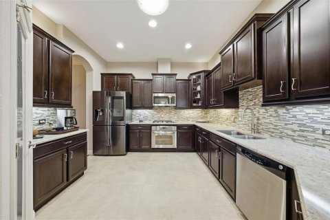 House in Land O' Lakes, Florida 3 bedrooms, 156.91 sq.m. № 2394278 - photo 14