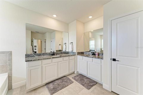 Villa ou maison à vendre à Bradenton, Floride: 5 chambres, 377.55 m2 № 1902787 - photo 20