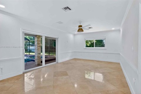 Villa ou maison à louer à Palmetto Bay, Floride: 4 chambres, 266.91 m2 № 1974833 - photo 26