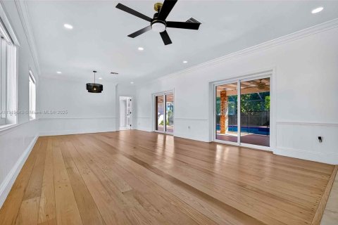 Villa ou maison à louer à Palmetto Bay, Floride: 4 chambres, 266.91 m2 № 1974833 - photo 15