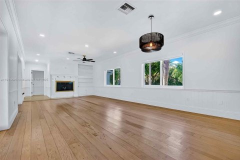 Villa ou maison à louer à Palmetto Bay, Floride: 4 chambres, 266.91 m2 № 1974833 - photo 11