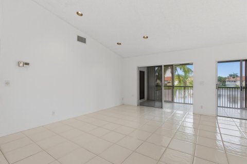 Condominio en venta en Delray Beach, Florida, 3 dormitorios, 146.32 m2 № 2181061 - foto 12