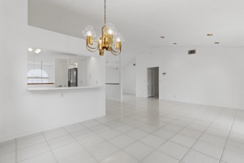 Condominio en venta en Delray Beach, Florida, 3 dormitorios, 146.32 m2 № 2181061 - foto 21