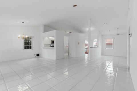 Condominio en venta en Delray Beach, Florida, 3 dormitorios, 146.32 m2 № 2181061 - foto 16